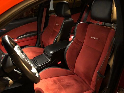 Used 2015 Dodge Charger SRT Hellcat w/ Harman/Kardon Audio Group image 9