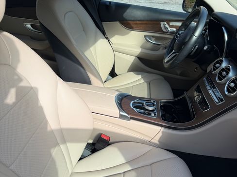 Used 2021 Mercedes-Benz C 300 Sedan image 20