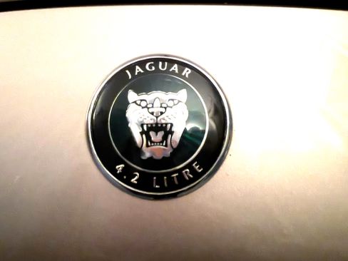 Used 2003 Jaguar XK8 Convertible image 19