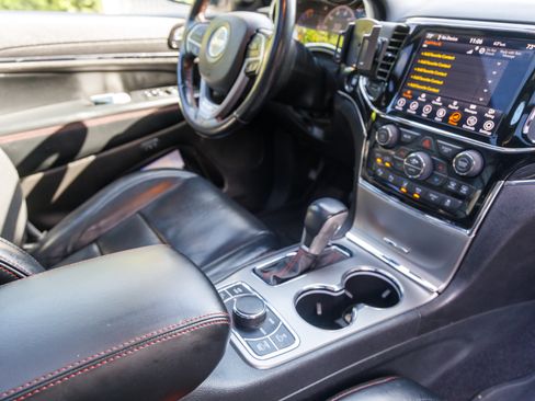 Used 2020 Jeep Grand Cherokee Trailhawk w/ Trailhawk Luxury Group image 14