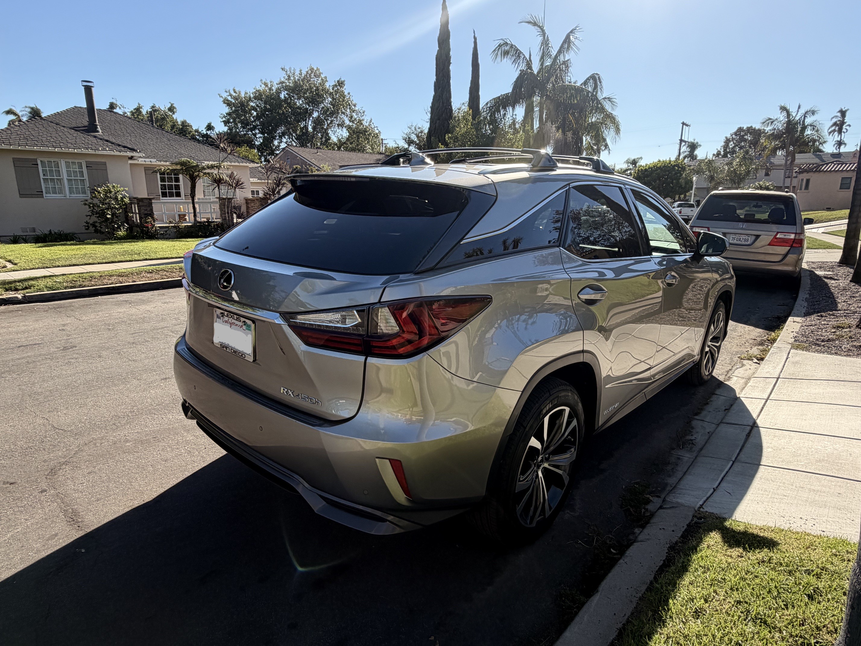 Used 2019 Lexus RX 450h AWD w/ Navigation Package image 10