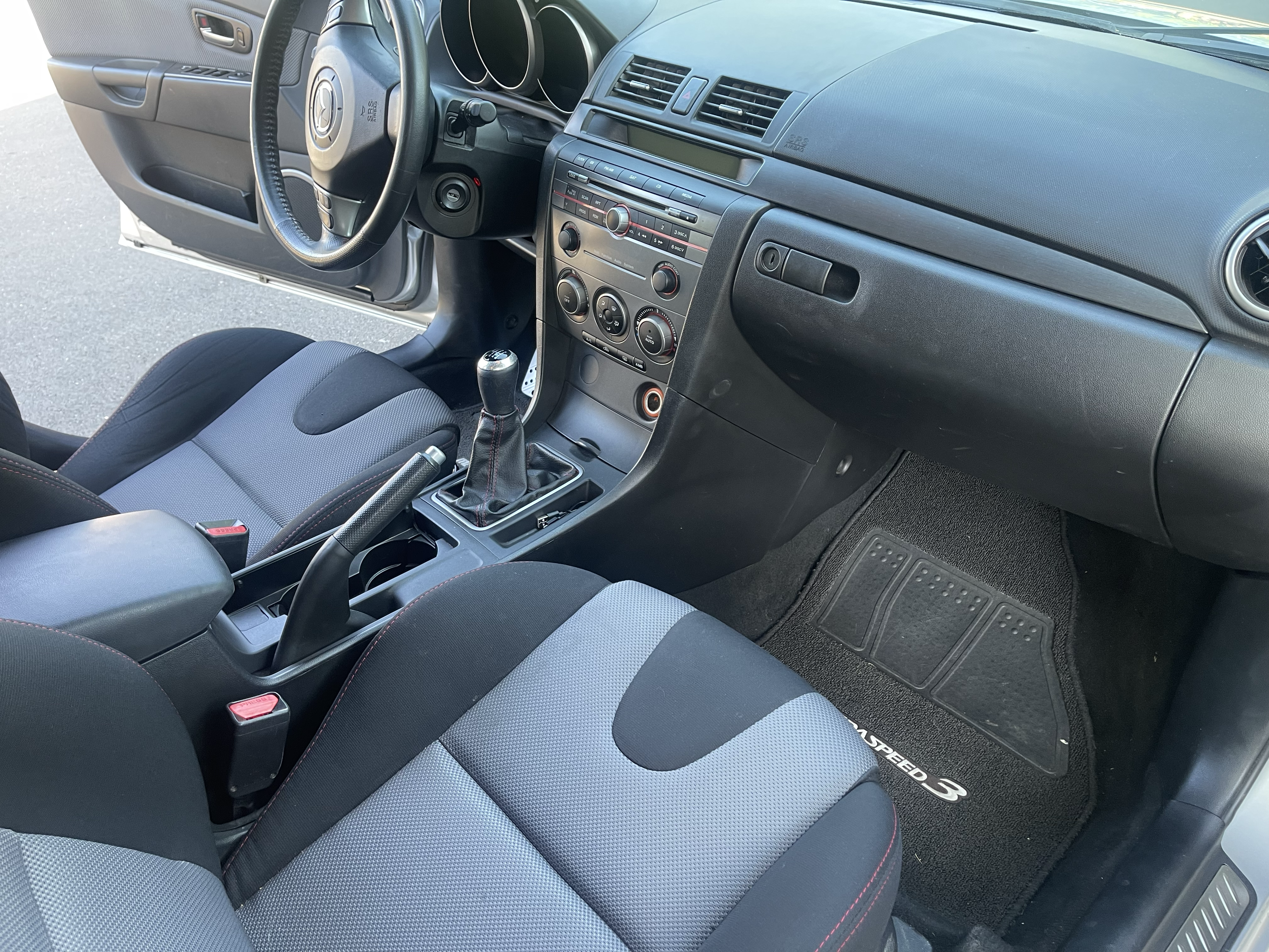 Used 2008 MAZDA MAZDA3 FWD image 14