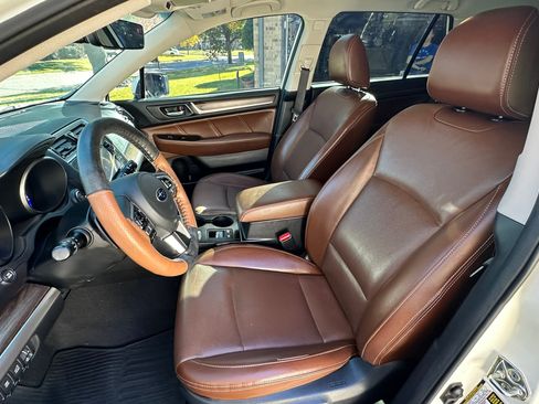 Used 2017 Subaru Outback 3.6R Touring w/ Popular Package #5A image 12