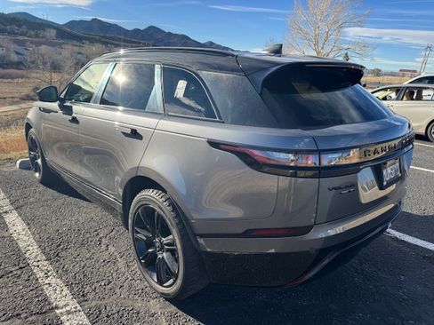 Used 2019 Land Rover Range Rover Velar R-Dynamic SE image 2