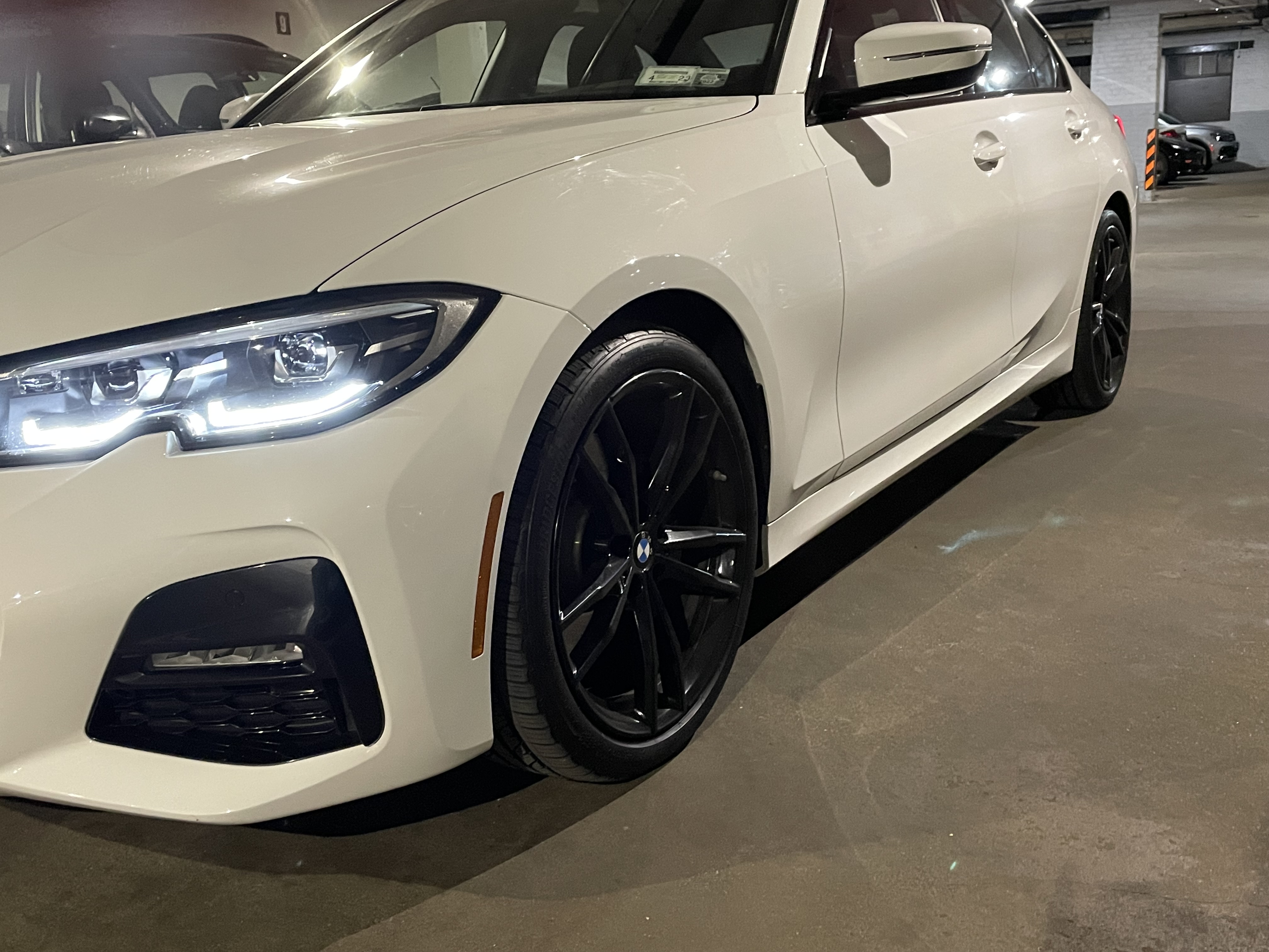 Used 2020 BMW 330i xDrive Sedan w/ M Sport Package AWD/4WD image 14