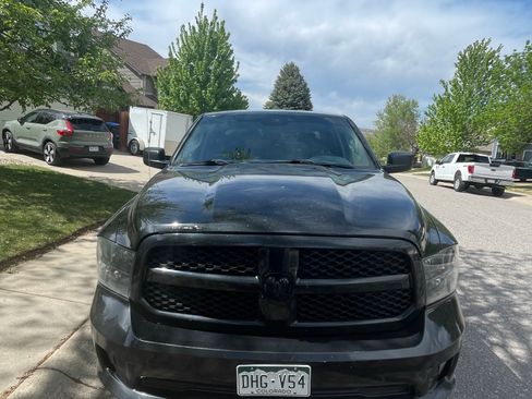 Used 2017 RAM 1500 Express w/ Black Ram 1500 Express Group AWD/4WD image 2
