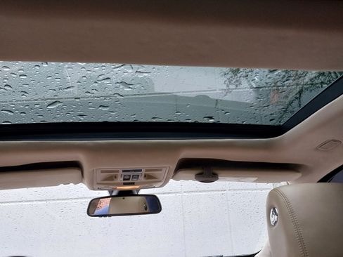 Used 2013 Jaguar XJ AWD image 5