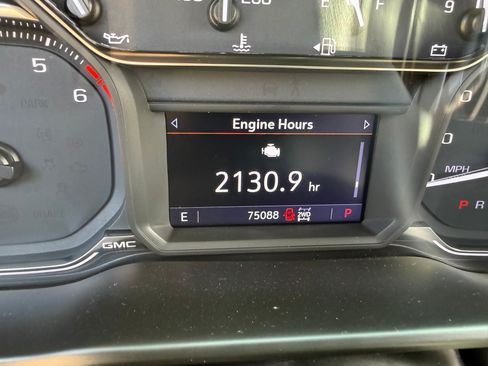 Used 2019 GMC Sierra 1500 SLT w/ SLT Premium Plus Package image 10