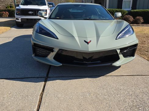 Used 2024 Chevrolet Corvette Stingray Preferred Cpe w/ Battery Protection Package image 4