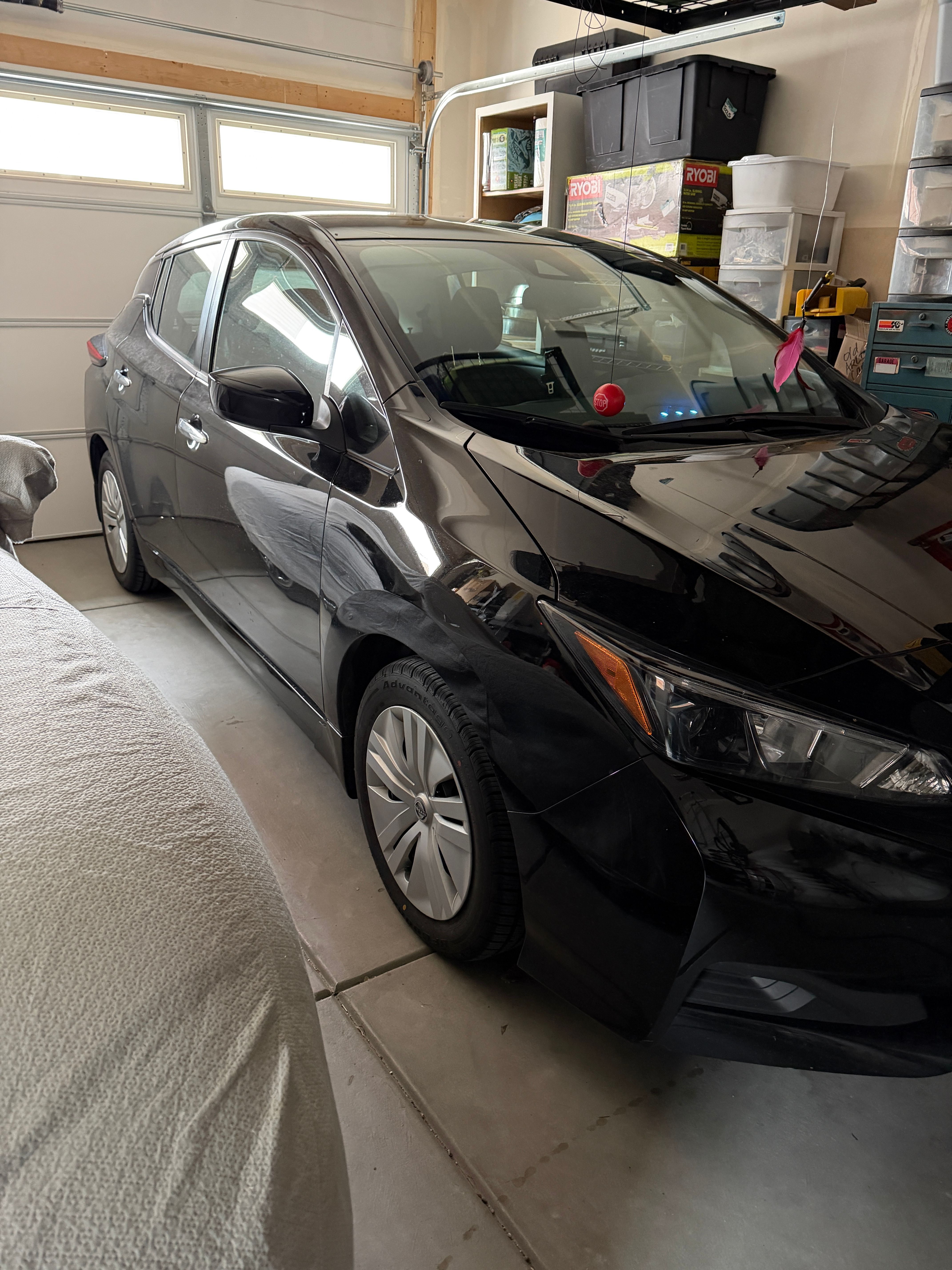 Used 2025 Nissan Leaf S FWD image 2