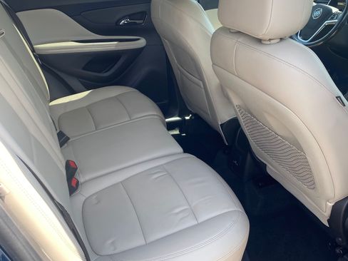 Used 2019 Buick Encore Essence w/ Experience Buick Package FWD image 14