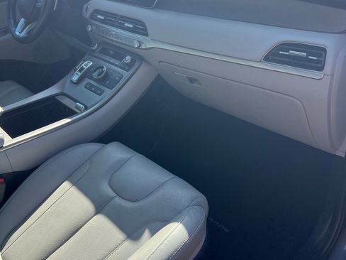 Used 2022 Hyundai Palisade SEL w/ 8P Bench Seat Package FWD image 21