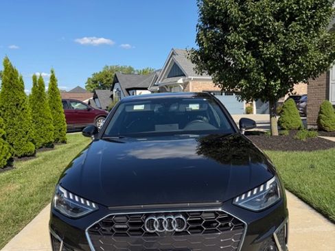 Used 2023 Audi A4 2.0T Premium Plus w/ Premium Plus Package AWD/4WD image 5