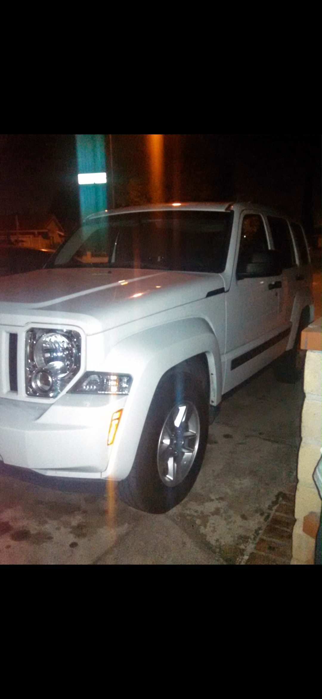 Used 2012 Jeep Liberty Sport RWD image 2