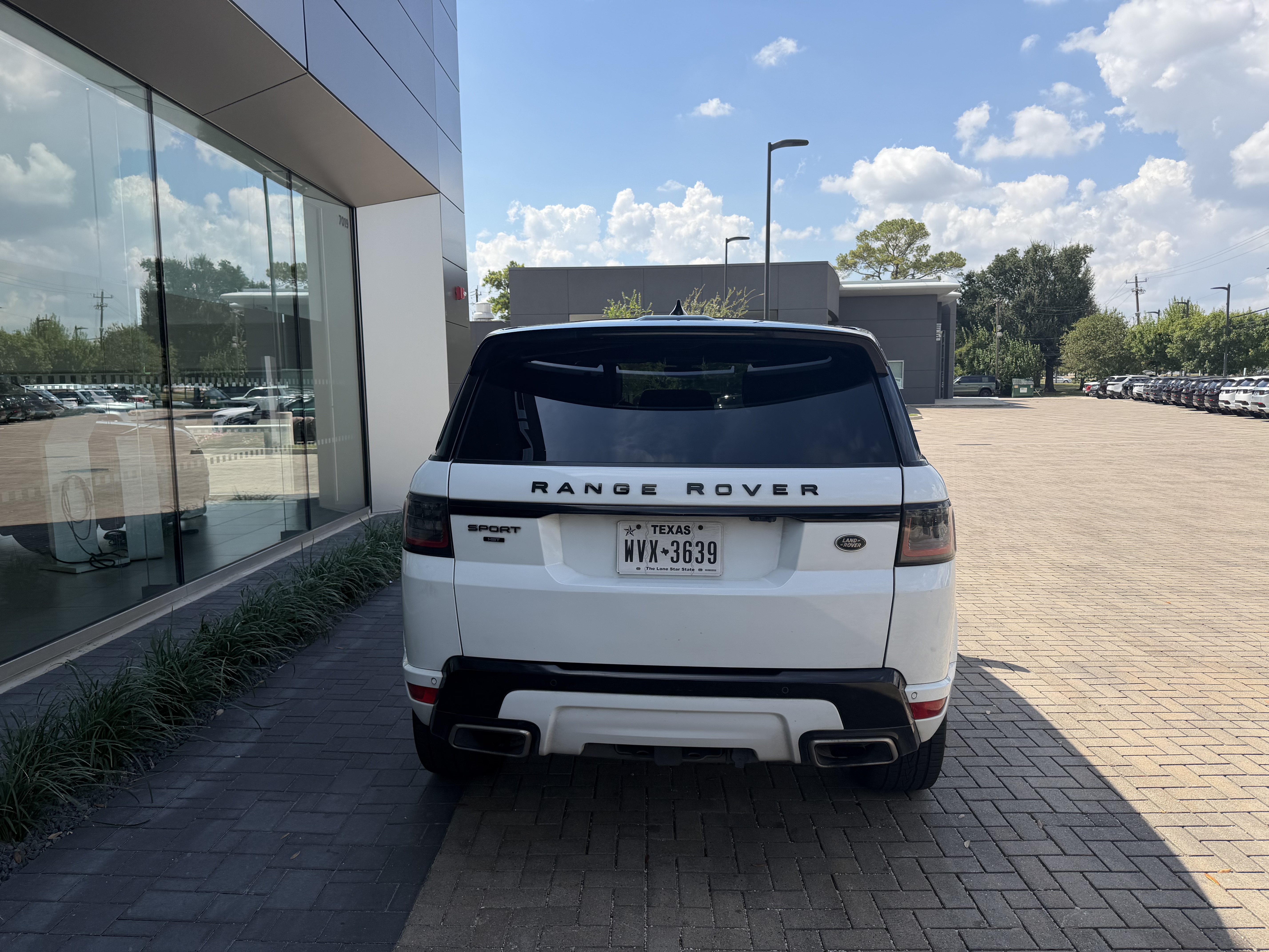 Used 2019 Land Rover Range Rover Sport HST AWD/4WD image 6