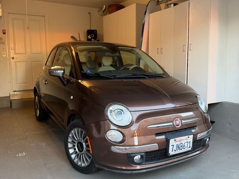 Used 2012 FIAT 500 Lounge w/ Luxury Leather Pkg image 4