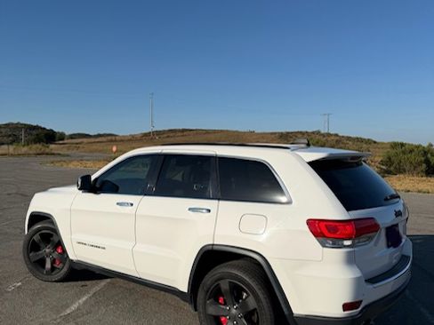 Used 2014 Jeep Grand Cherokee Limited RWD image 2