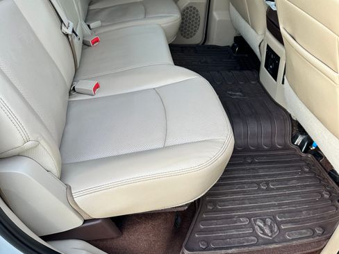 Used 2015 RAM 1500 Laramie w/ Convenience Group image 22