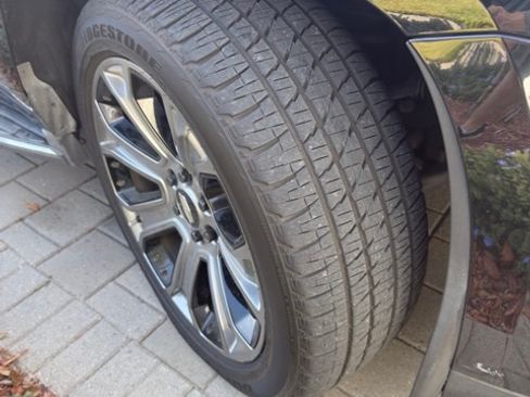 Used 2016 Cadillac Escalade ESV Premium image 15