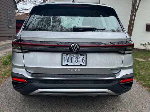 Used 2025 Volkswagen Taos S AWD/4WD image 4