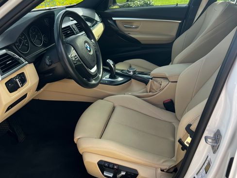 Used 2018 BMW 328d Sedan w/ Premium Package RWD image 12