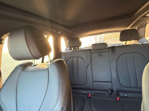 Used 2021 BMW X5 sDrive40i w/ Convenience Package image 10