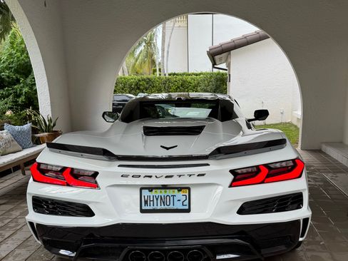 Used 2023 Chevrolet Corvette Z06 w/ Stealth Interior Trim Package image 10