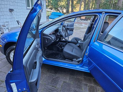 Used 2005 Dodge Neon SXT image 4