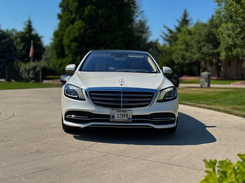 Used 2018 Mercedes-Benz S 560 4MATIC Sedan image 1