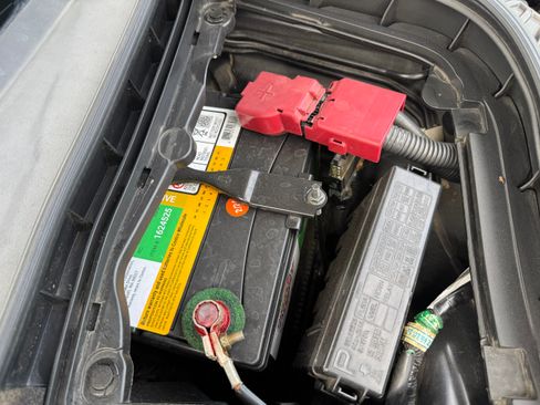 Used 2013 INFINITI G37 Journey w/ Premium Pkg image 10