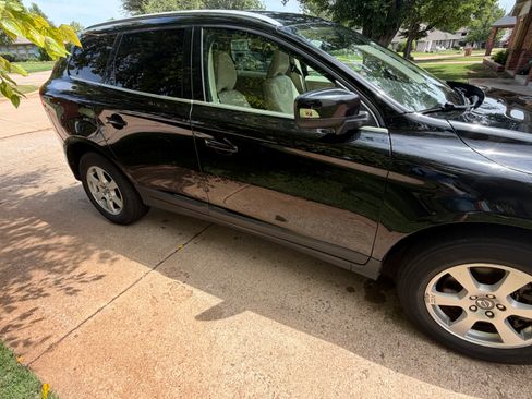 Used 2012 Volvo XC60 3.2 FWD image 2