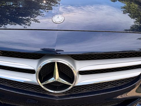 Used 2017 Mercedes-Benz C 300 4MATIC Sedan image 25