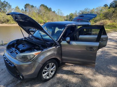 Used 2016 Kia Soul + w/ Primo Package