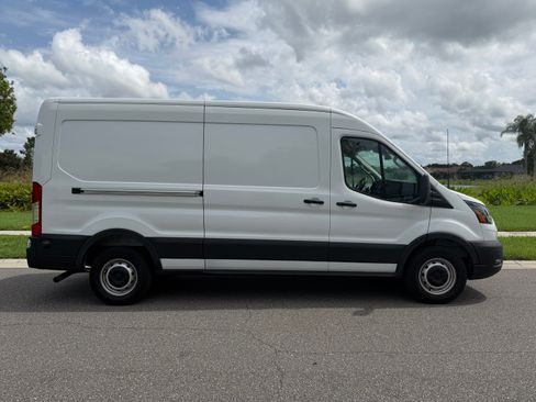 Used 2025 Ford Transit 250 148 Medium Roof w/ Load Area Protection Package RWD image 1