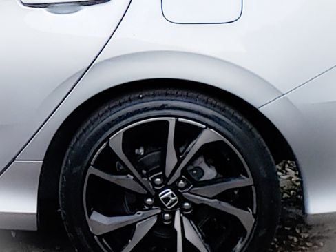 Used 2020 Honda Civic Sport image 9