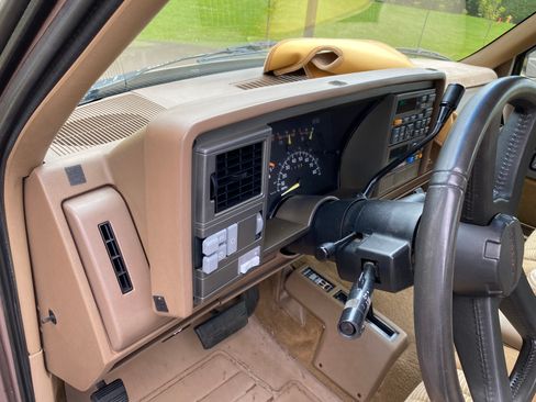 Used 1994 Chevrolet Silverado 2500 4x4 Extended Cab image 18