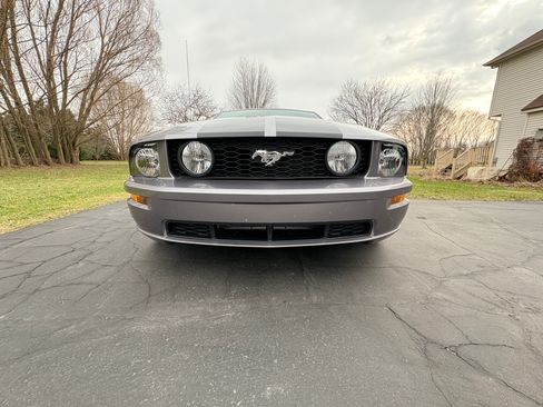 Used 2007 Ford Mustang GT Premium image 16