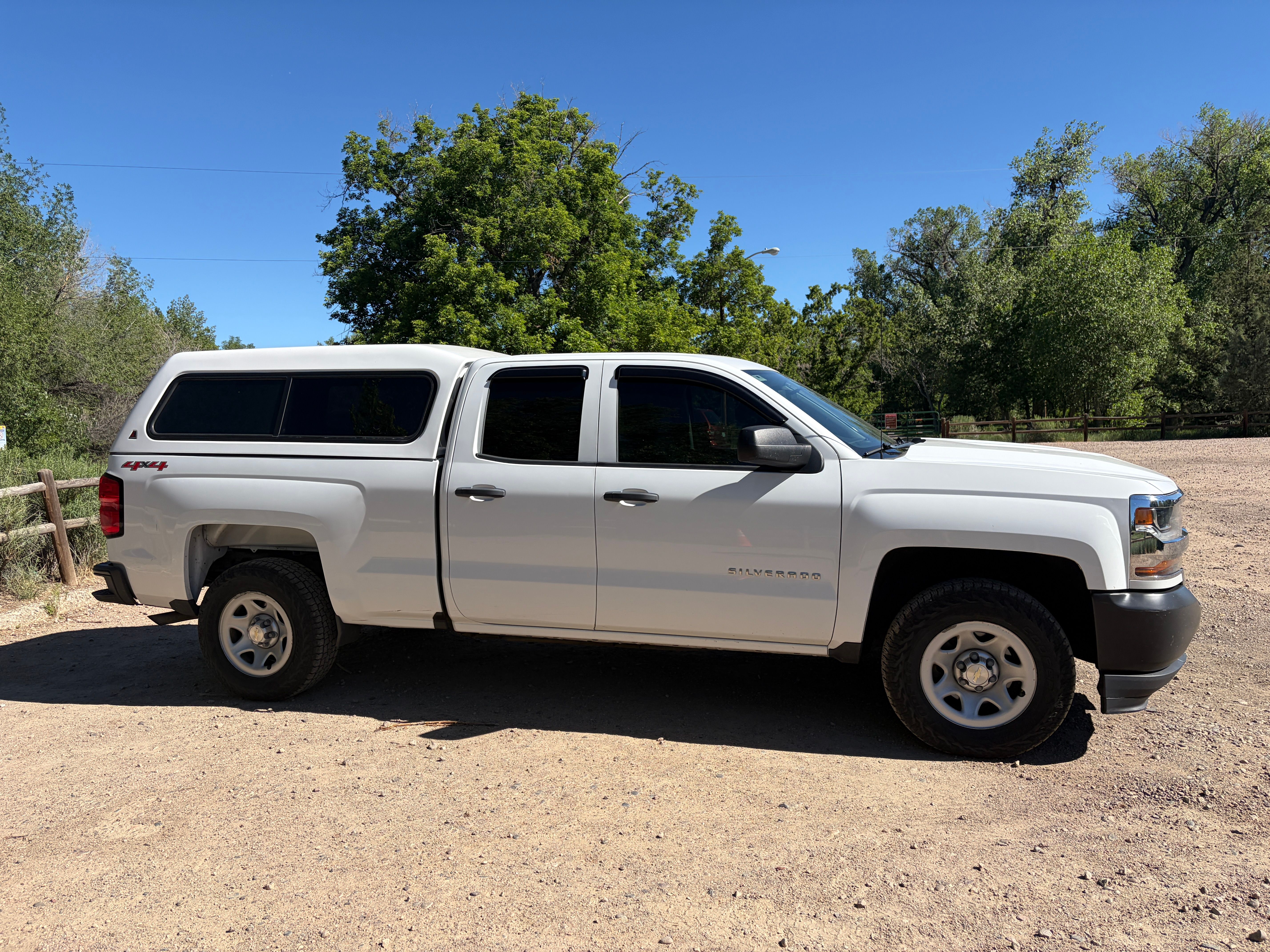 Used 2017 Chevrolet Silverado 1500 W/T w/ Trailering Package AWD/4WD image 5