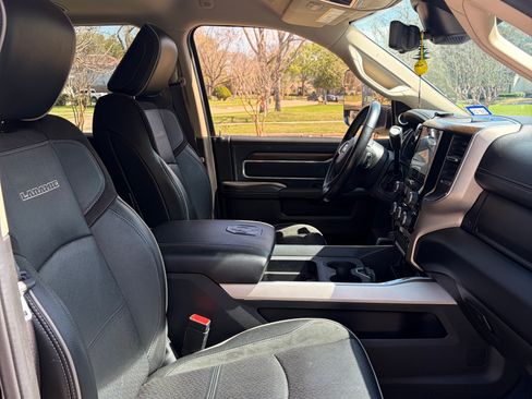 Used 2022 RAM 3500 Laramie image 24