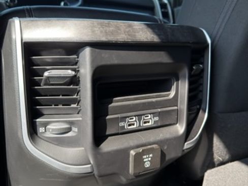 Used 2021 RAM 3500 Big Horn w/ Level B Equipment Group AWD/4WD image 21