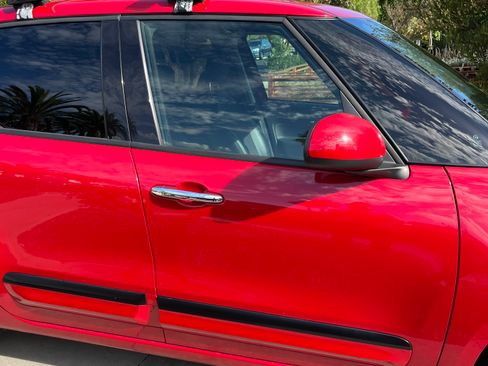 Used 2019 FIAT 500L Pop FWD image 5