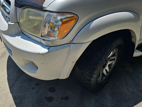 Used 2005 Toyota Sequoia Limited AWD/4WD image 9