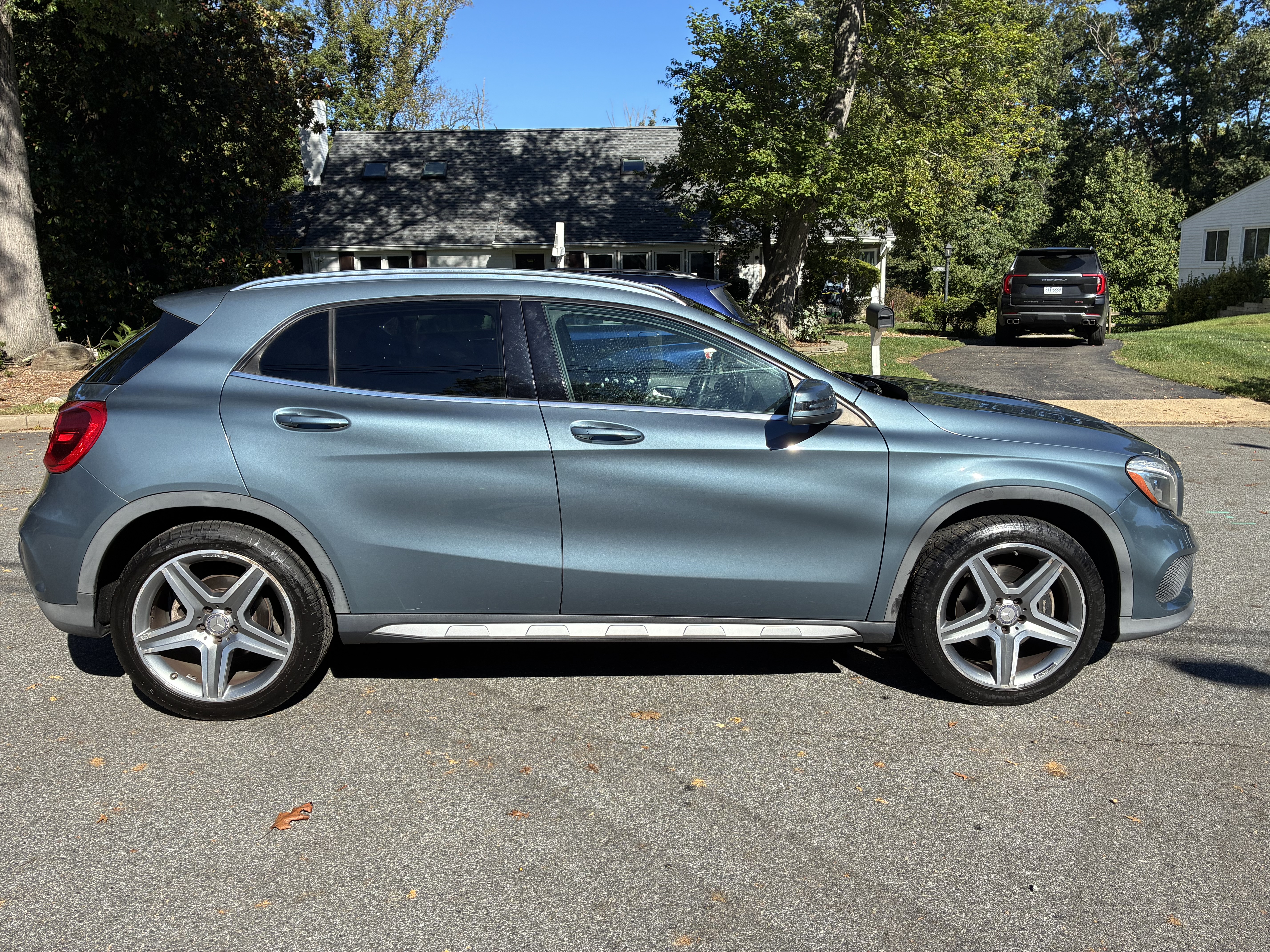 Used 2015 Mercedes-Benz GLA 250 4MATIC image 5