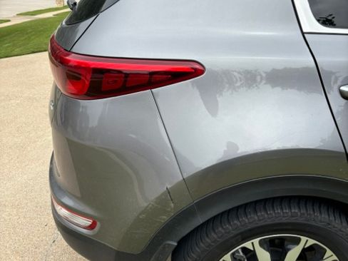 Used 2017 Kia Sportage EX w/ EX Technology Package FWD image 5