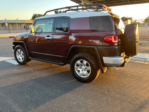 Used 2007 Toyota FJ Cruiser 4WD image 26