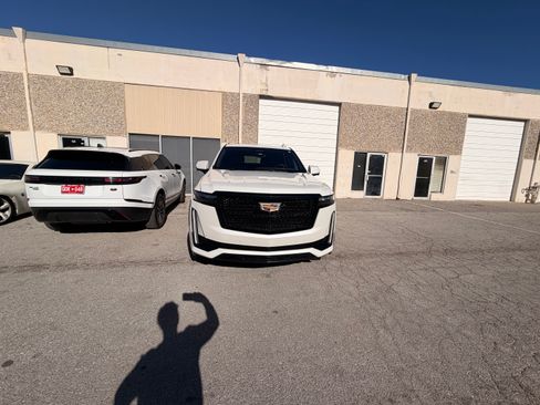 Used 2023 Cadillac Escalade Sport w/ Touring Package image 2