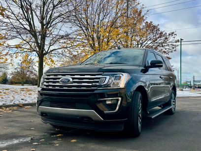 Used 2018 Ford Expedition Limited w/ Equipment Group 301A