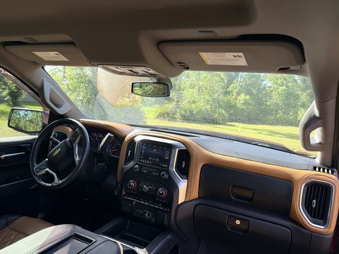 Used 2019 Chevrolet Silverado 1500 LTZ w/ LTZ Texas Edition RWD image 12