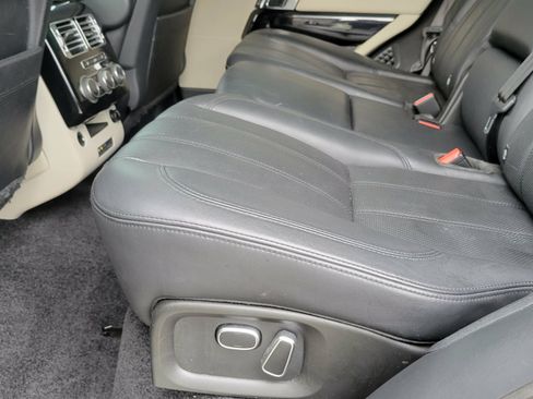 Used 2013 Land Rover Range Rover Supercharged AWD/4WD image 25