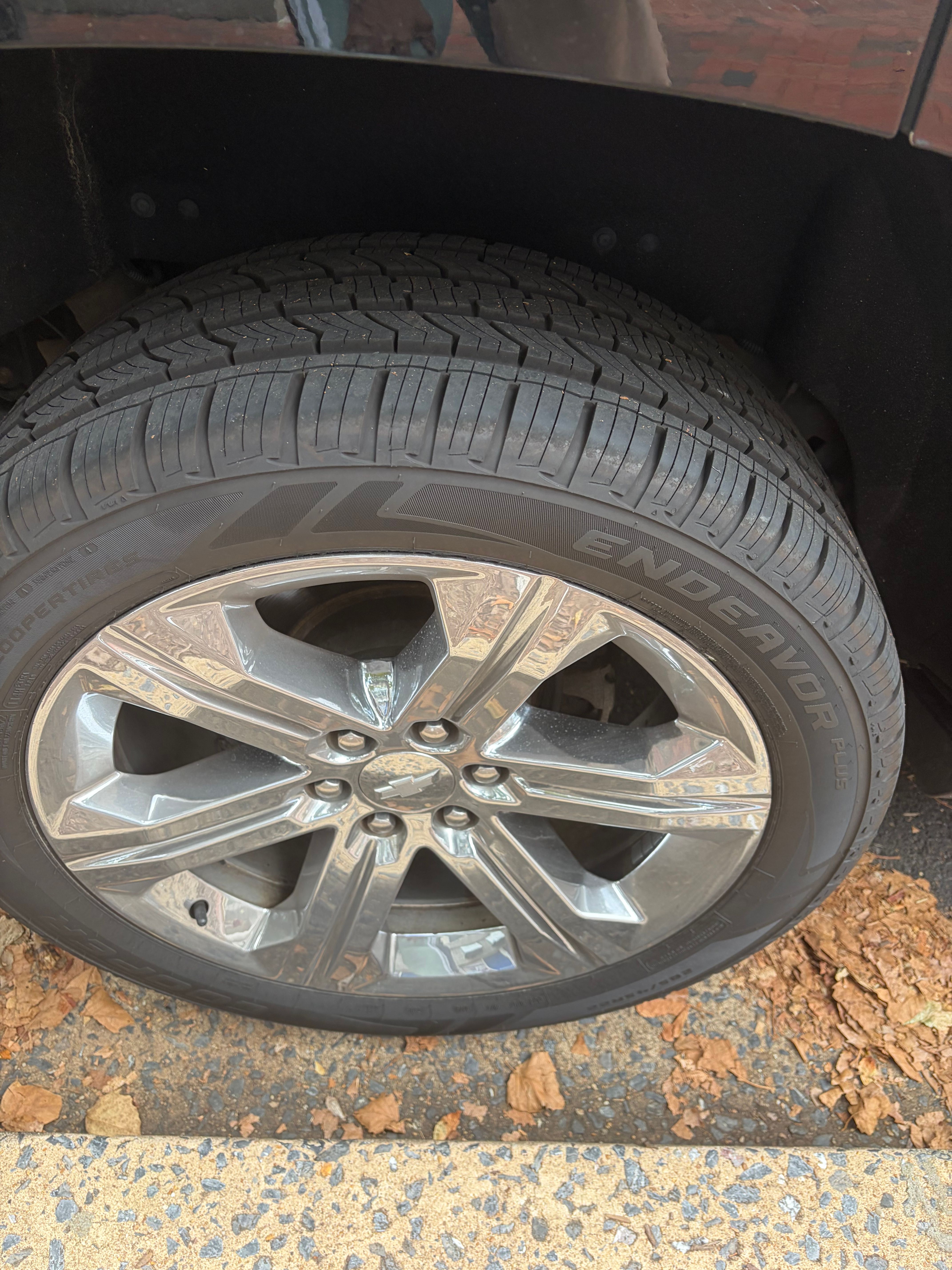 Used 2016 Chevrolet Tahoe LTZ AWD/4WD image 8